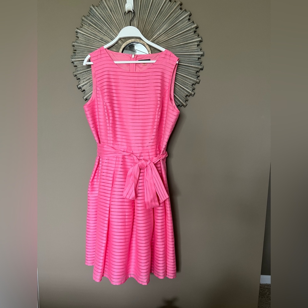 Tommy Hilfiger Sleeveless Dress. Size 14